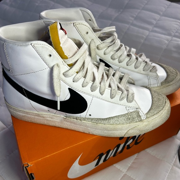 NIKE Blazer MID ‘77 VINTAGE - Picture 2 of 7